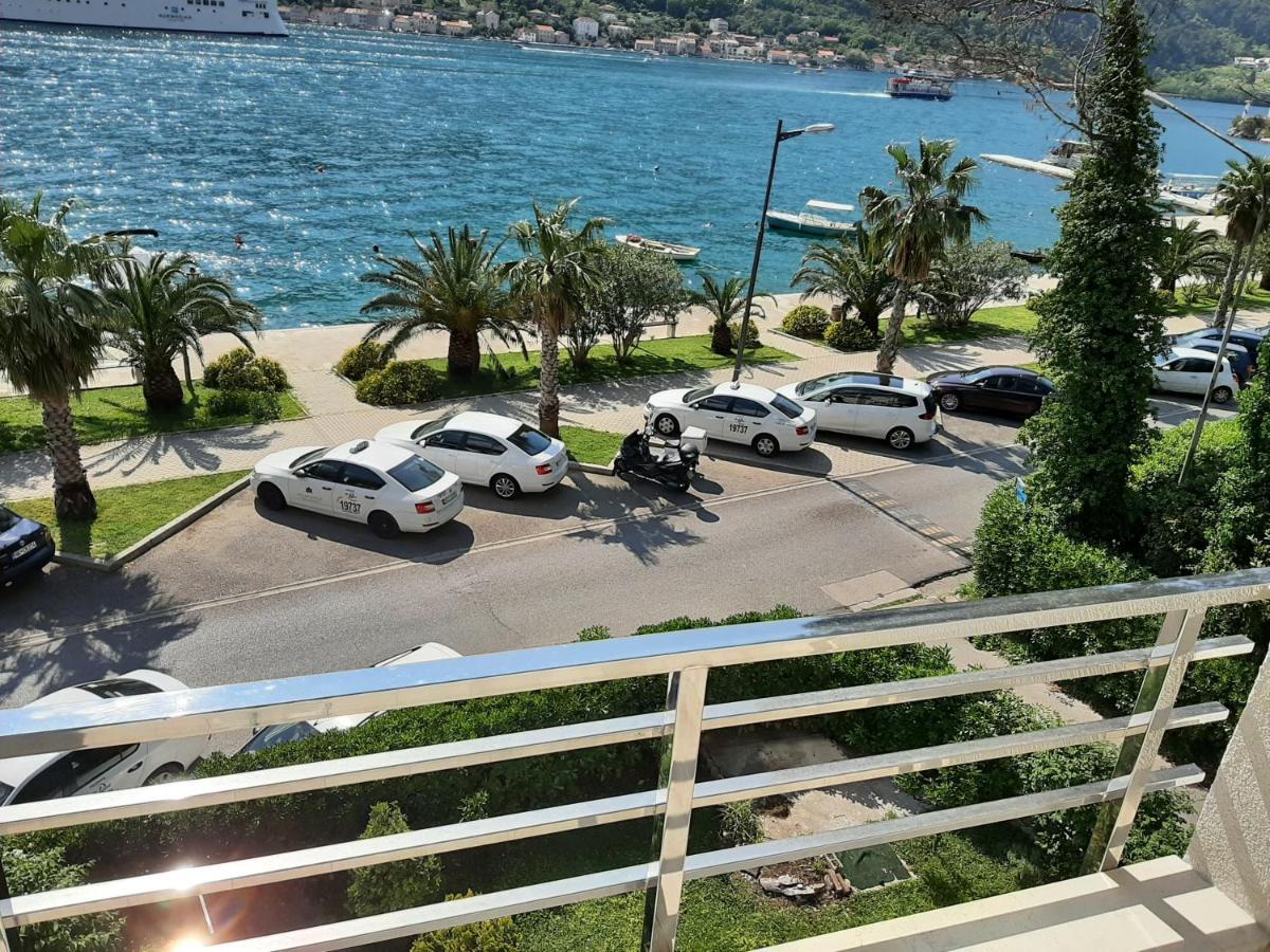 Appartamento Luxury Flat With Amazing View Ines Cattaro Esterno foto