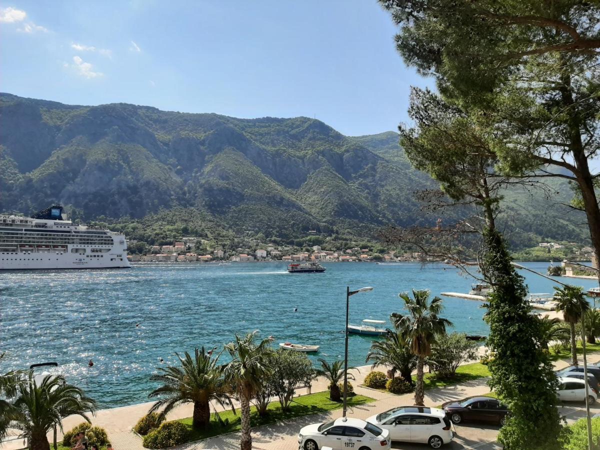 Appartamento Luxury Flat With Amazing View Ines Cattaro Esterno foto